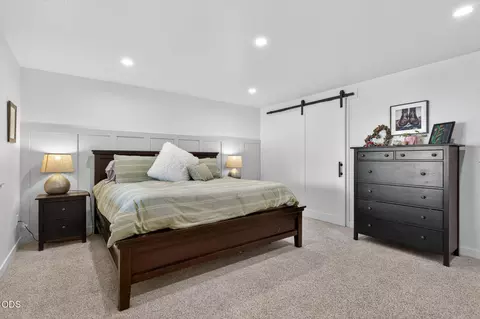 Bedroom - 65245 76th St, Bend, OR 97703 photo 3 of 5