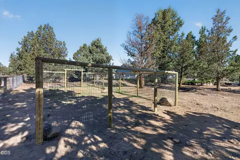 Exterior - 65245 76th St, Bend, OR 97703 photo 8 of 13