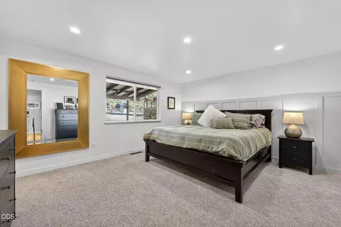 Bedroom - 65245 76th St, Bend, OR 97703 photo 4 of 5