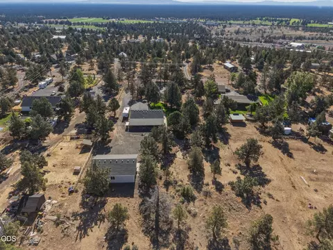 View/Area - 65245 76th St, Bend, OR 97703 photo 4 of 5