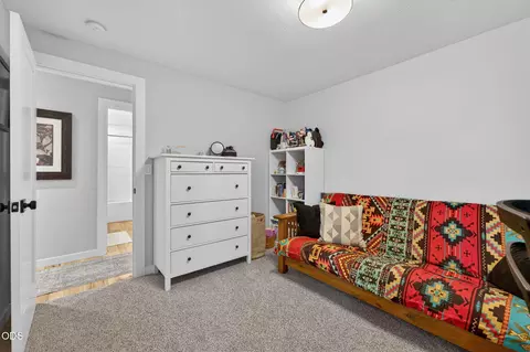 Bedroom - 65245 76th St, Bend, OR 97703 photo 1 of 5