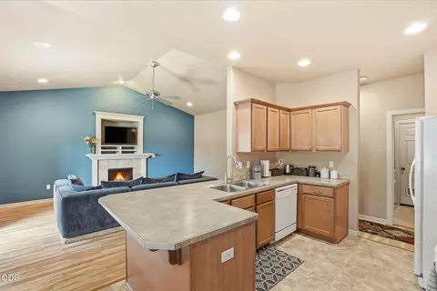 Kitchen - 3279 NE Jonahs Ct, Bend, OR 97701 photo 2 of 3