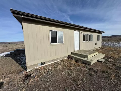 27737 Ford Rd, Bend, OR 97701 photo 5
