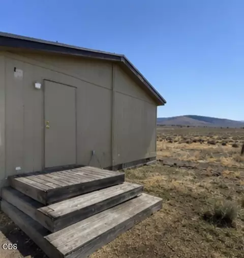 27737 Ford Rd, Bend, OR 97701 photo 4