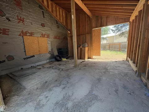 15965 Falcon Ln, La Pine, OR 97739 photo 27