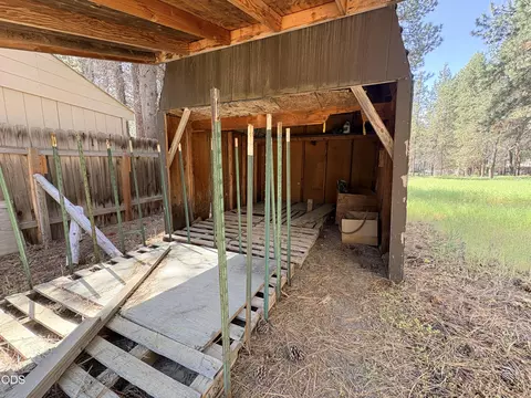 15965 Falcon Ln, La Pine, OR 97739 photo 29