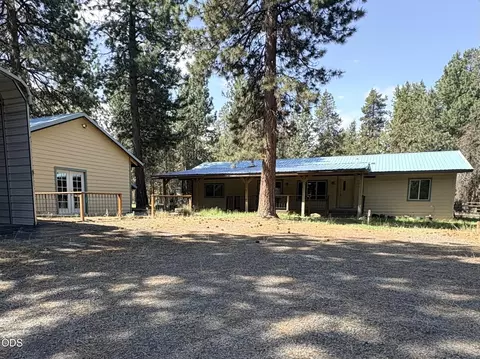 15965 Falcon Ln, La Pine, OR 97739
