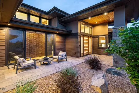 Exterior - 61317 Bonneville Loop, Bend, OR 97702 photo 5 of 11