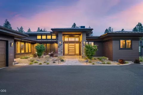 Exterior - 61317 Bonneville Loop, Bend, OR 97702 photo 3 of 11