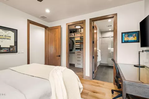 Bedroom - 61317 Bonneville Loop, Bend, OR 97702 photo 7 of 7