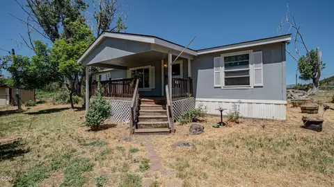 1245 Davanna Dr, Eagle Point, OR 97524 photo 3