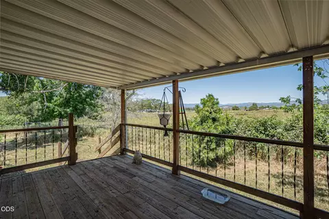 1245 Davanna Dr, Eagle Point, OR 97524 photo 14