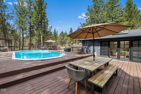 18943 Martingale Cir, Bend, OR 97703 photo 43