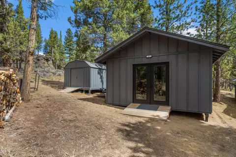 18943 Martingale Cir, Bend, OR 97703 photo 50
