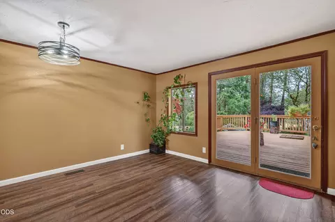 Dining - 5003 Rogue Riv, Eagle Point, OR 97524 photo 1 of 1