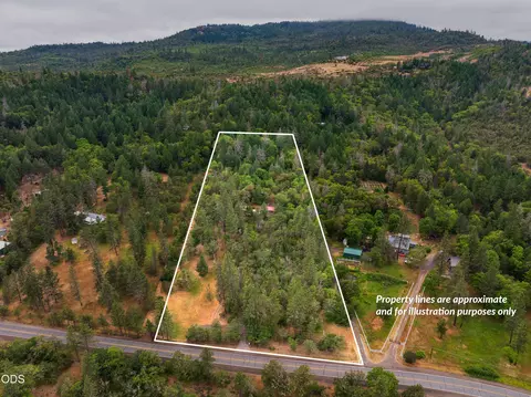 View/Area - 5003 Rogue Riv, Eagle Point, OR 97524 photo 1 of 2