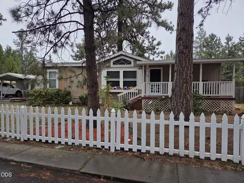 19950 Driftwood Ln UNIT 333, Bend, OR 97702