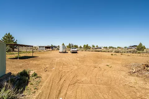 65225 94th St, Bend, OR 97703 photo 36
