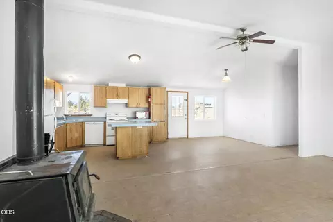65225 94th St, Bend, OR 97703 photo 10
