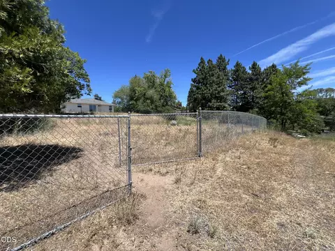 0 Angle St, Klamath Falls, OR 97601