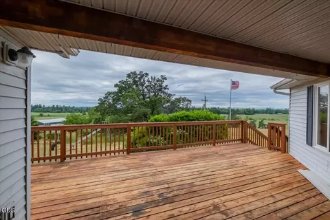 Exterior - 38289 S Ruby Loop, Scio, OR 97374 photo 7 of 13