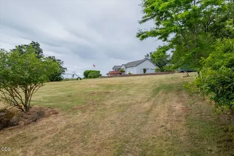 Exterior - 38289 S Ruby Loop, Scio, OR 97374 photo 1 of 13