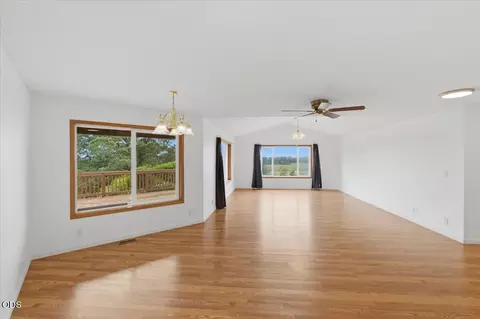 Living - 38289 S Ruby Loop, Scio, OR 97374 photo 1 of 5