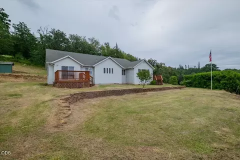 Exterior - 38289 S Ruby Loop, Scio, OR 97374 photo 3 of 13