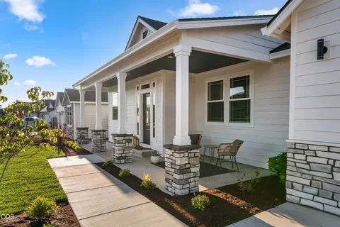 3145 Monaco Ct, Medford, OR 97504