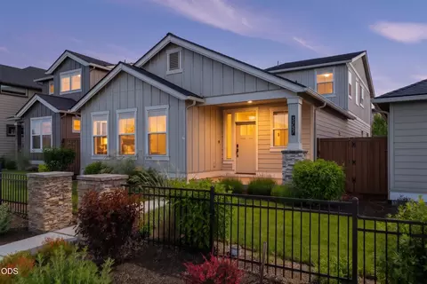 3757 NE Petrosa Ave, Bend, OR 97701