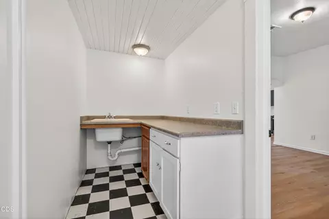 Other - 502 S B St, Phoenix, OR 97535 photo 4 of 5