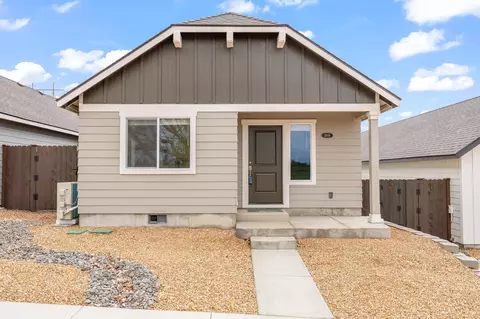 4079 SW Pumice Ave #97, Redmond, OR 97756