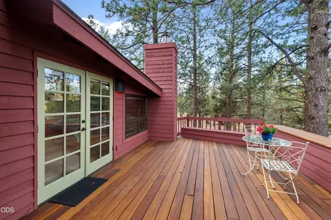 Exterior - 63220 Johnson Rd, Bend, OR 97703 photo 3 of 12