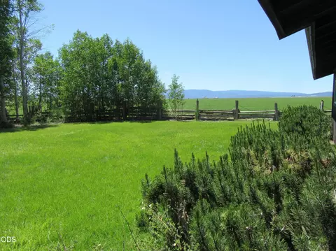 Exterior - 2917 Shady Dell Rd, Macdoel, CA 96058 photo 7 of 21