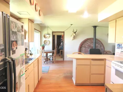 Kitchen - 2917 Shady Dell Rd, Macdoel, CA 96058 photo 2 of 2