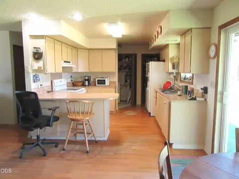 Kitchen - 2917 Shady Dell Rd, Macdoel, CA 96058 photo 1 of 2
