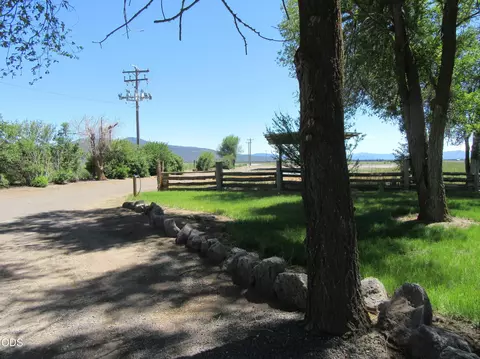 Exterior - 2917 Shady Dell Rd, Macdoel, CA 96058 photo 8 of 21