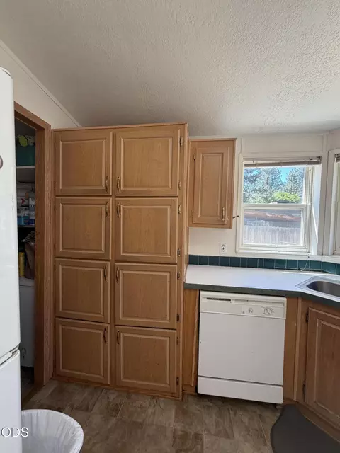 19907 Lynx Ln, Bend, OR 97702 photo 6