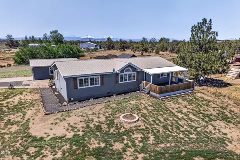3381 NE 25th St, Redmond, OR 97756
