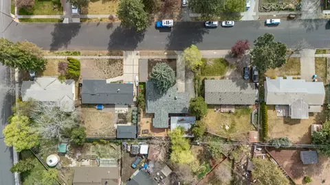 View/Area - 1382 NE Drost Dr, Bend, OR 97701 photo 1 of 5