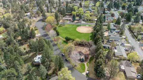 View/Area - 1382 NE Drost Dr, Bend, OR 97701 photo 5 of 5