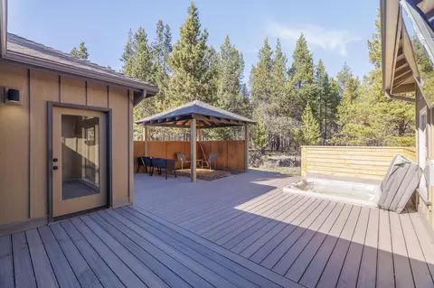 Exterior - 16802 Pony Express Way, Bend, OR 97707 photo 2 of 9