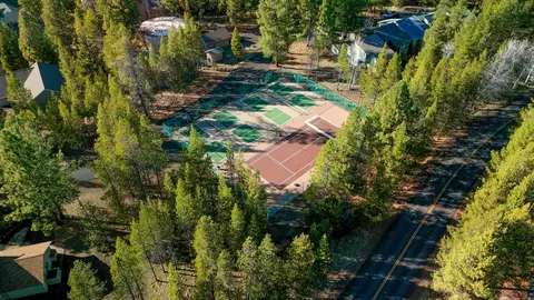 View/Area - 16802 Pony Express Way, Bend, OR 97707 photo 2 of 3