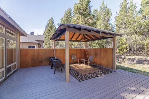 Exterior - 16802 Pony Express Way, Bend, OR 97707 photo 3 of 9
