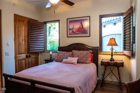 Bedroom - 445 Quail Run, Eagle Point, OR 97524 photo 4 of 6