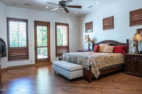Bedroom - 445 Quail Run, Eagle Point, OR 97524 photo 1 of 6