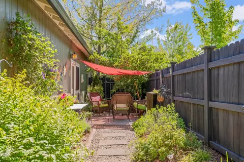 Exterior - 637 NE Mason, Bend, OR 97701 photo 3 of 9
