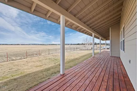 Exterior - 24585 Dodds Rd, Bend, OR 97701 photo 11 of 16