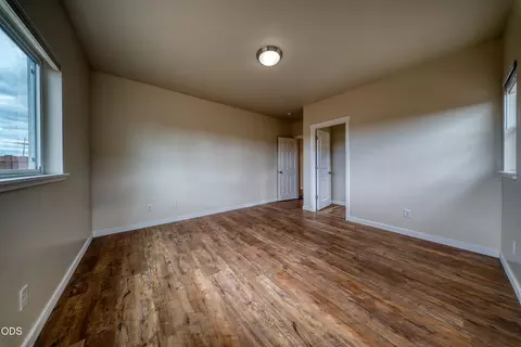 Bedroom - 51227 Riley Ln, La Pine, OR 97739 photo 2 of 9