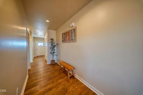 Entry Way - 51227 Riley Ln, La Pine, OR 97739 photo 1 of 1